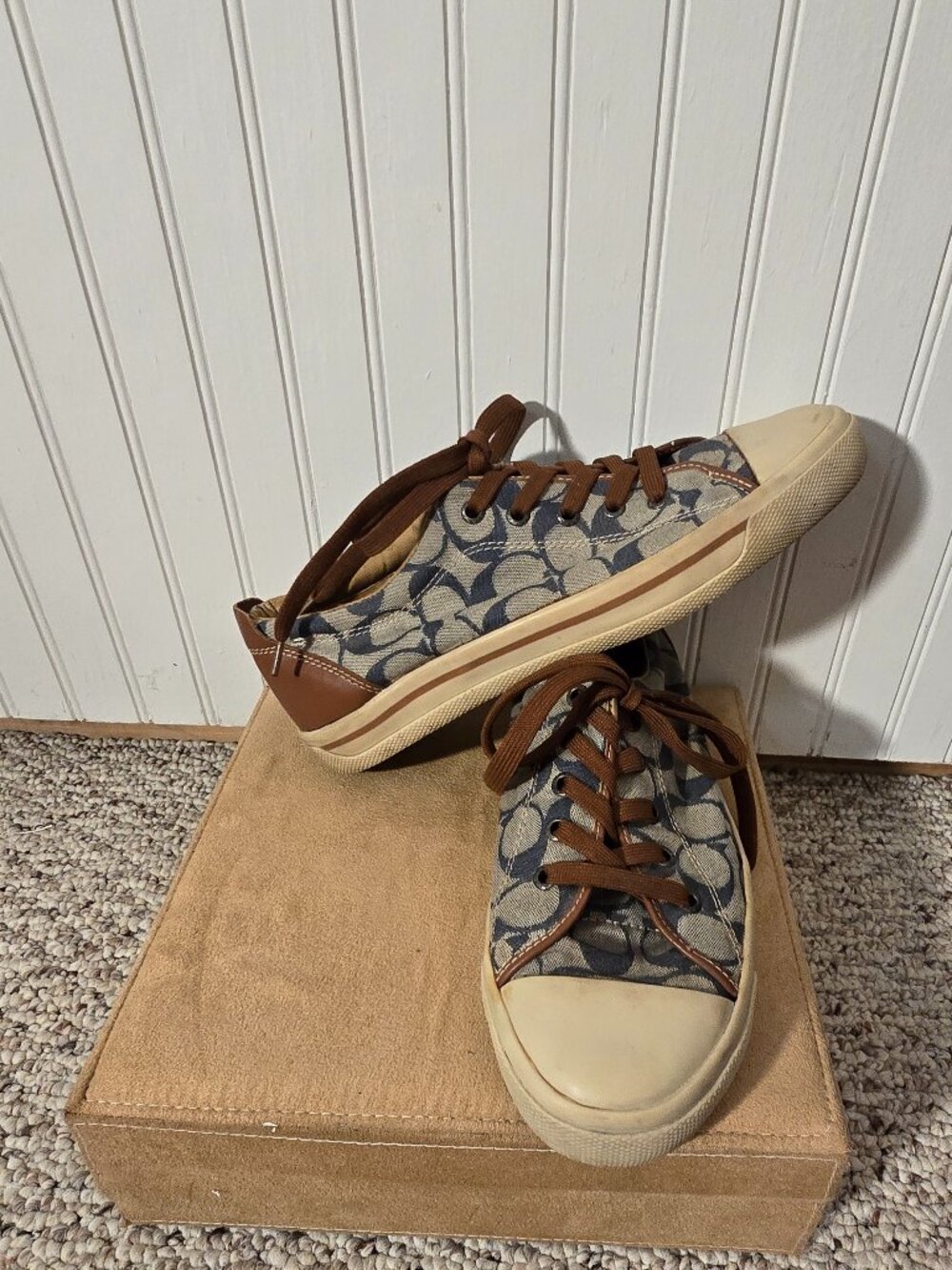Coach Barrett Classic Low Top Signature Canvas Sneakers (10) - Picture 6 of 10